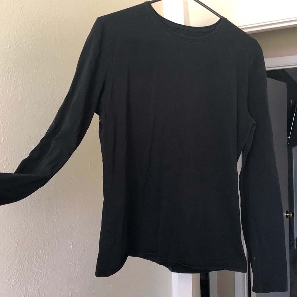 Long sleeve black shirt